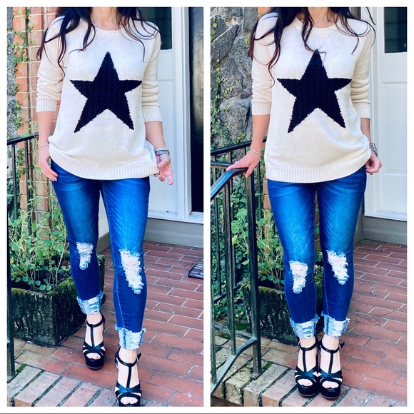 ✨RESTOCKED✨Chic and cozy soft star sweater - Picture 2 of 6